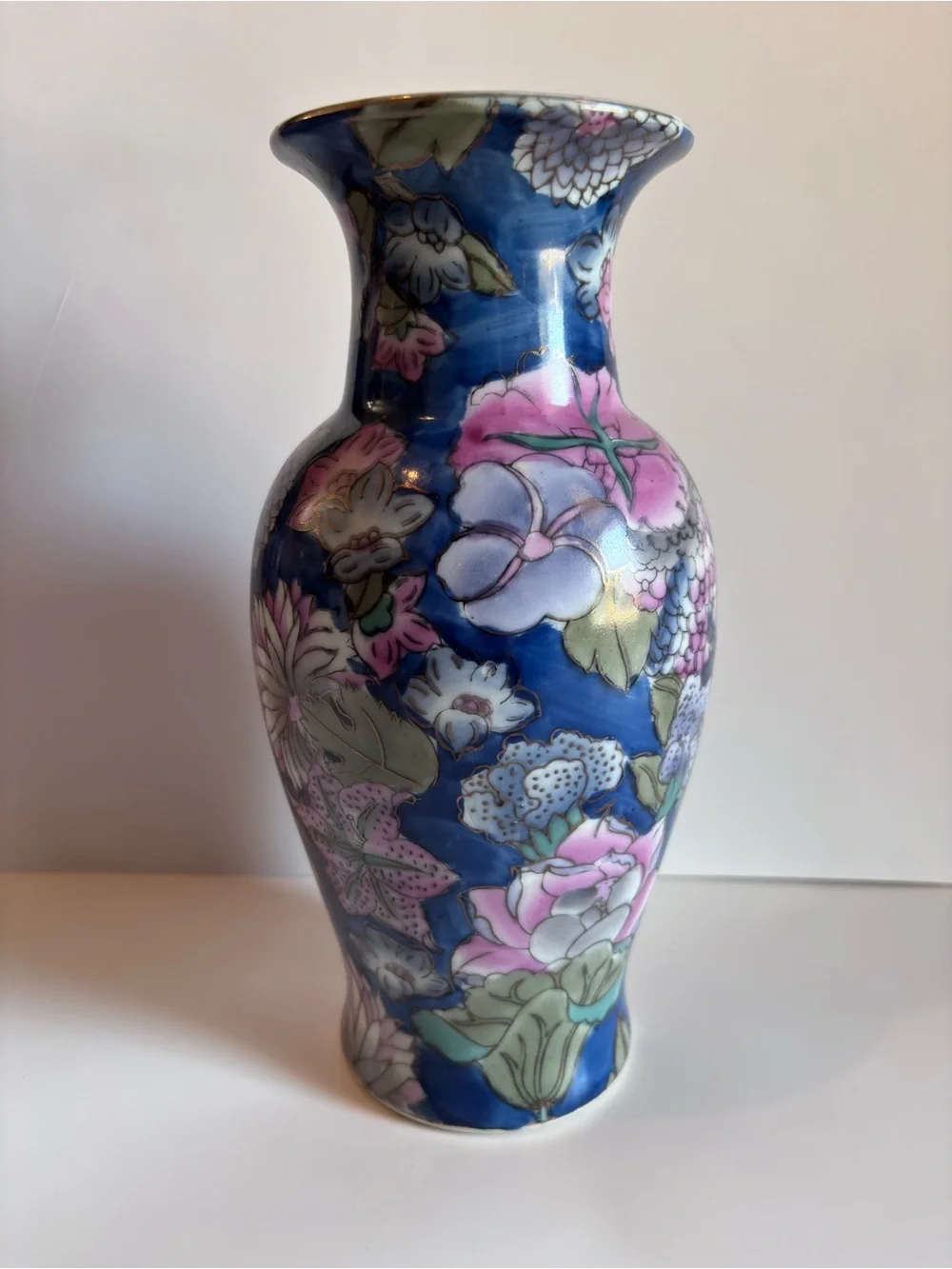 Vintage Chinoiserie Asian Floral Bouquet Navy Blue White Tall Vase 10”
